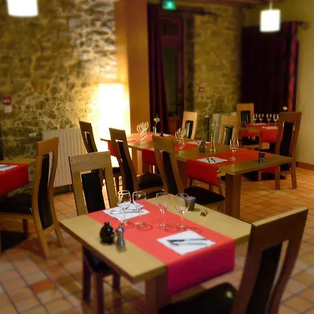 Logis La Ferme Du Blanchot 2*