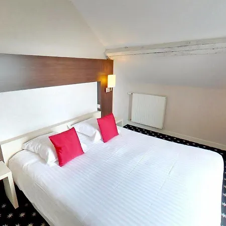 Logis La Ferme Du Blanchot 2*