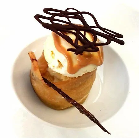 Logis La Ferme Du Blanchot Hotel 2*